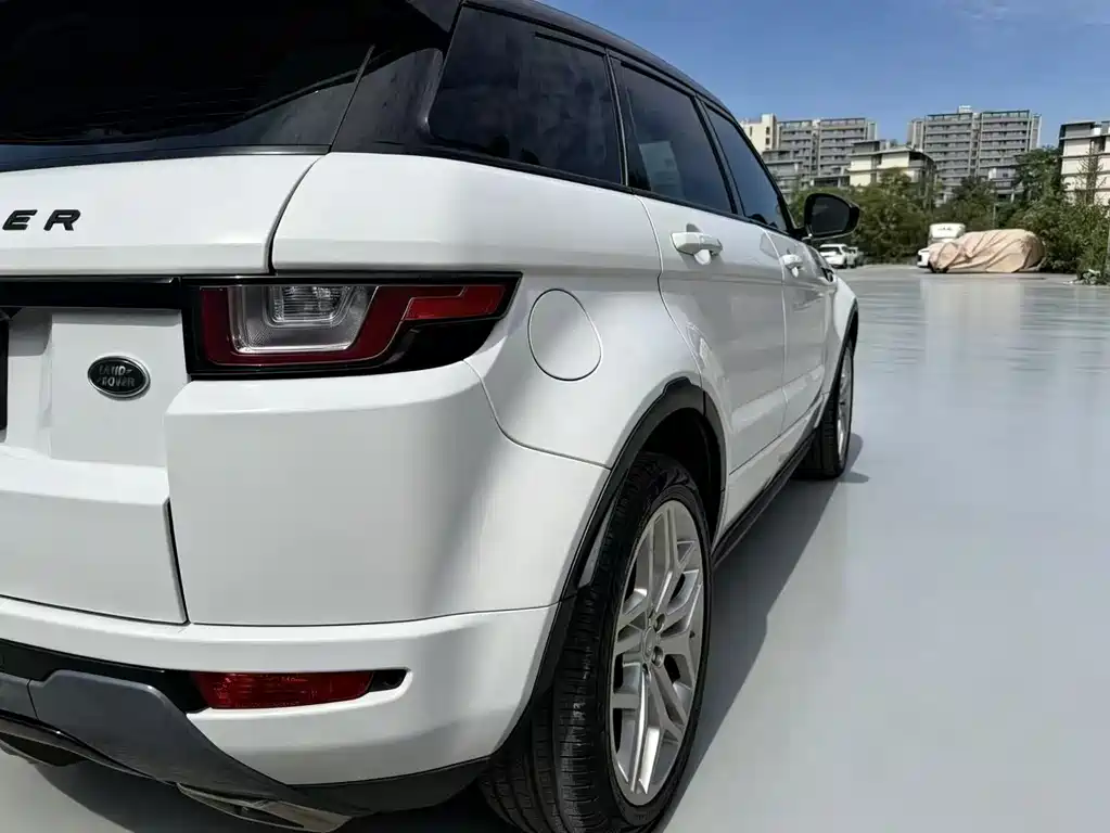 Land Rover Evoque 2016 — фото 7