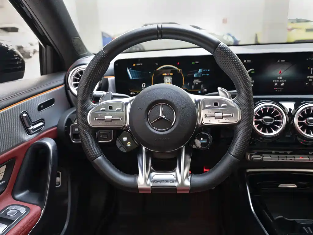 Mercedes-Benz A-Class AMG 2022 — фото 9