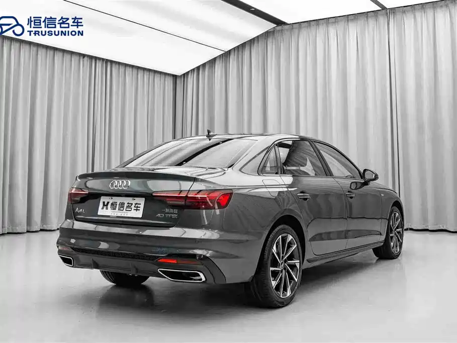 Audi A4L 2023 — фото 5