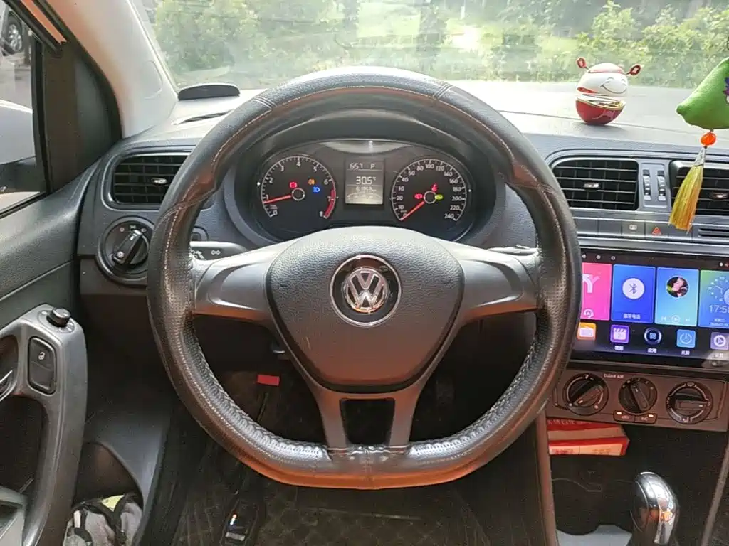 Volkswagen Polo 2018 — фото 11