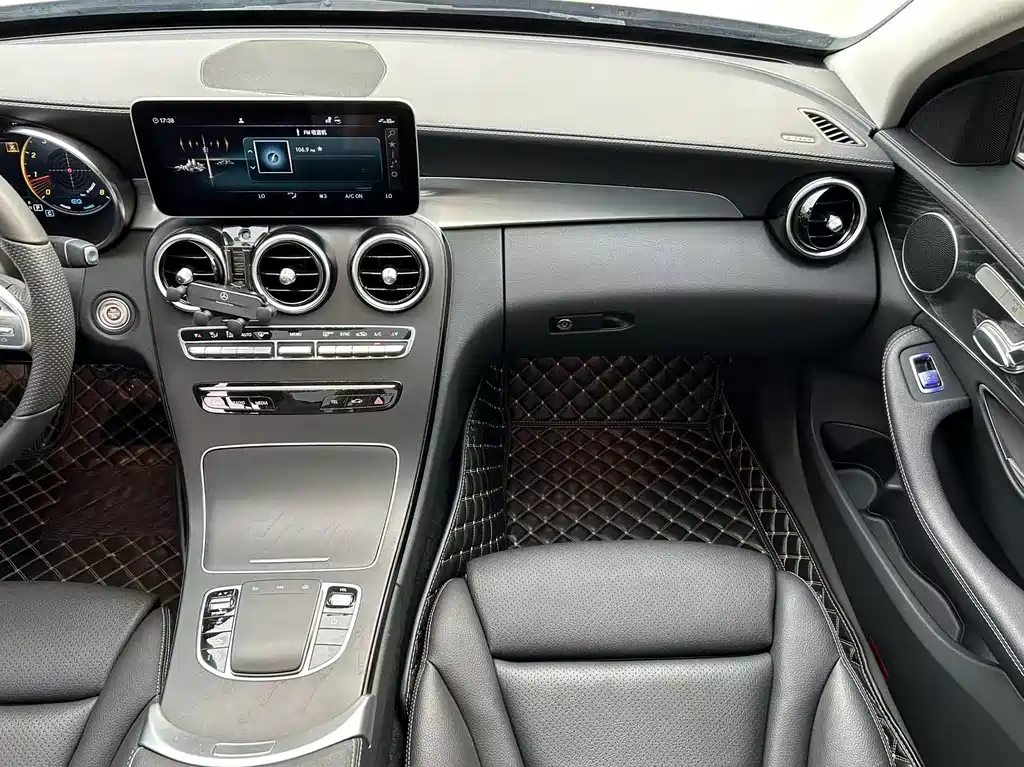 Mercedes-Benz C-Class 2021 — фото 16