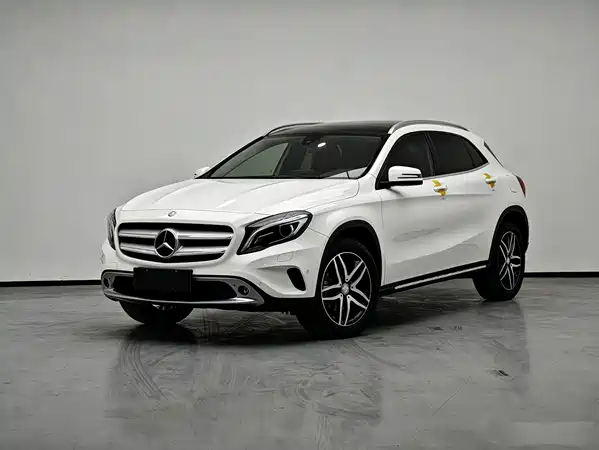 Mercedes-Benz GLA 2016