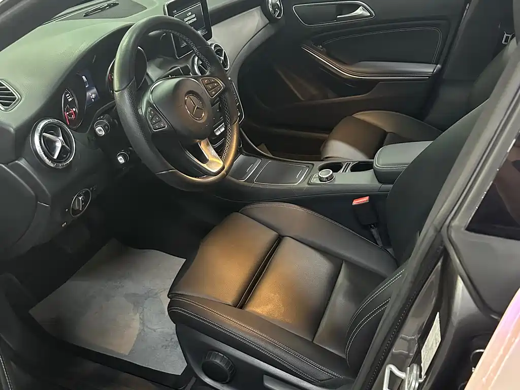 Mercedes-Benz CLA 2017 — фото 4