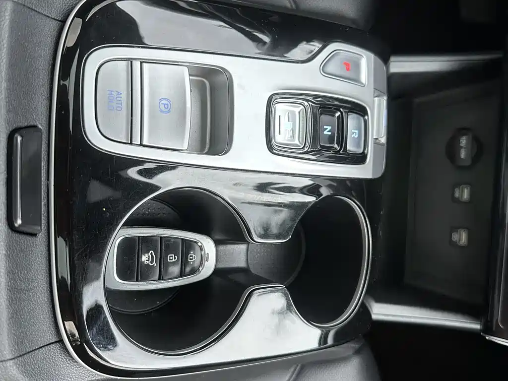 Hyundai Tucson 2023 — фото 15
