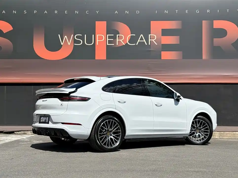 Porsche Cayenne 2019 — фото 3