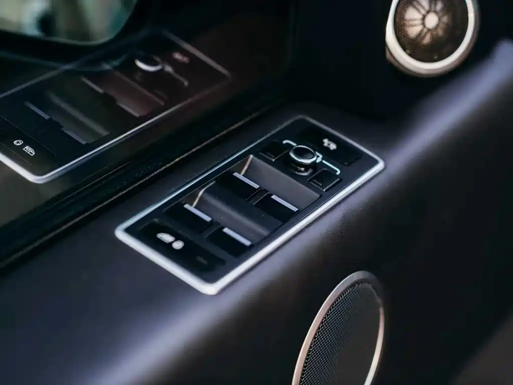 Land Rover Range Rover 2015 — фото 24