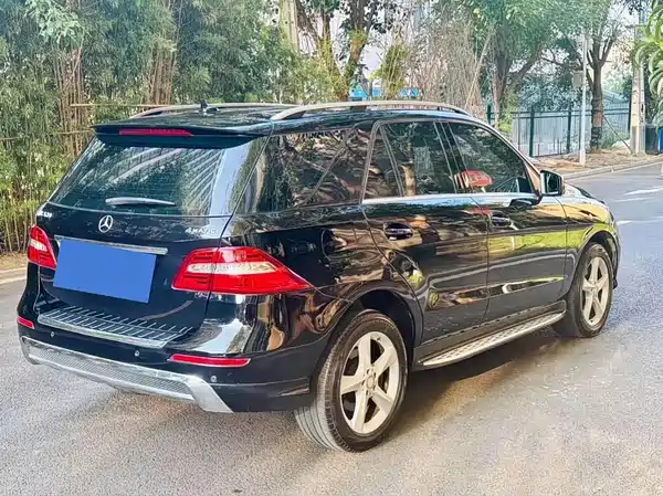 Mercedes-Benz M-Class 2015