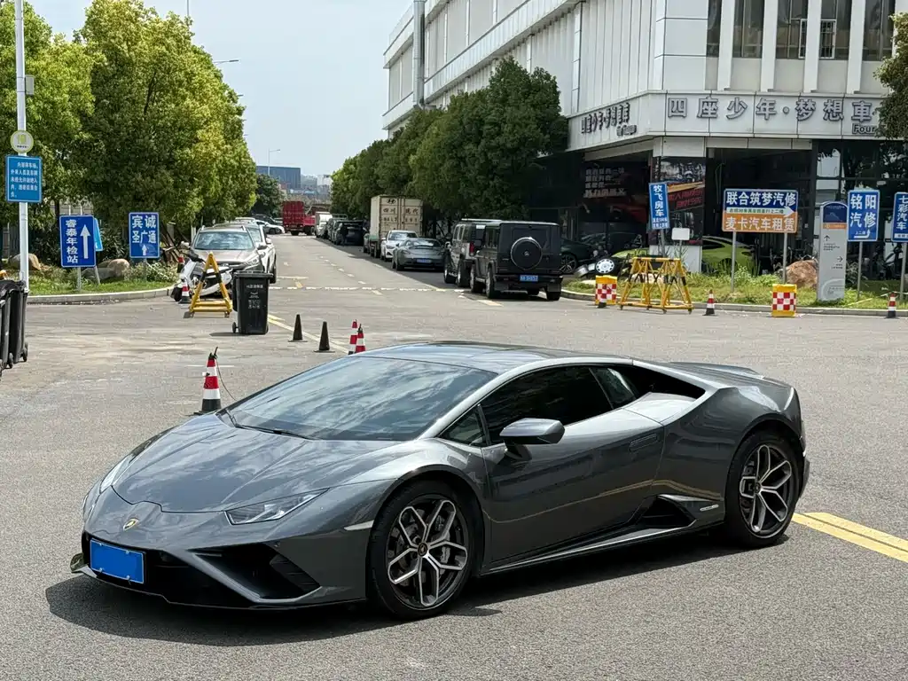 Lamborghini Huracán 2020 — фото 2