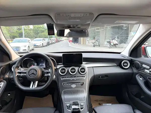 Mercedes-Benz C-Class 2017