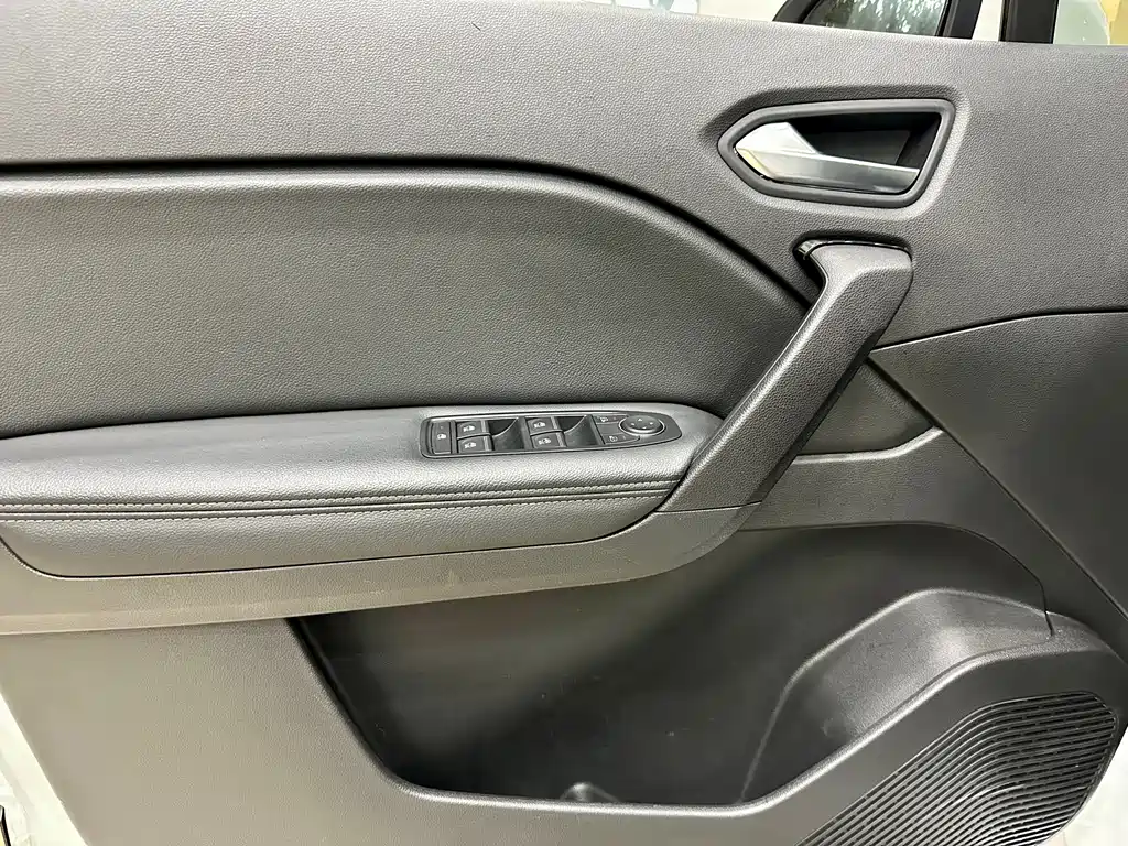 Renault Captur 2019 — фото 19