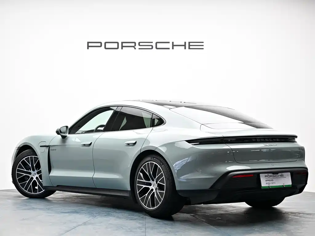 Porsche Taycan 2025 — фото 2