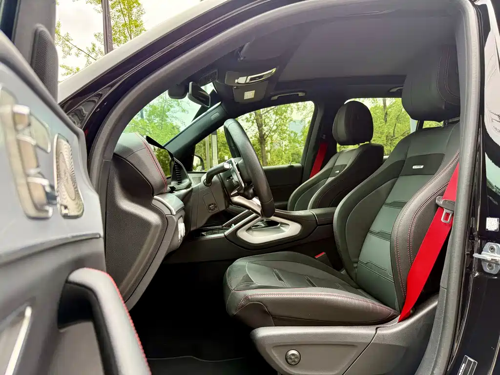 Mercedes-Benz GLE AMG 2025 — фото 17