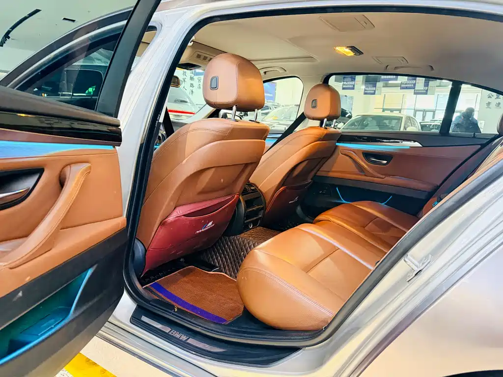 BMW 5 Series 2015 — фото 6