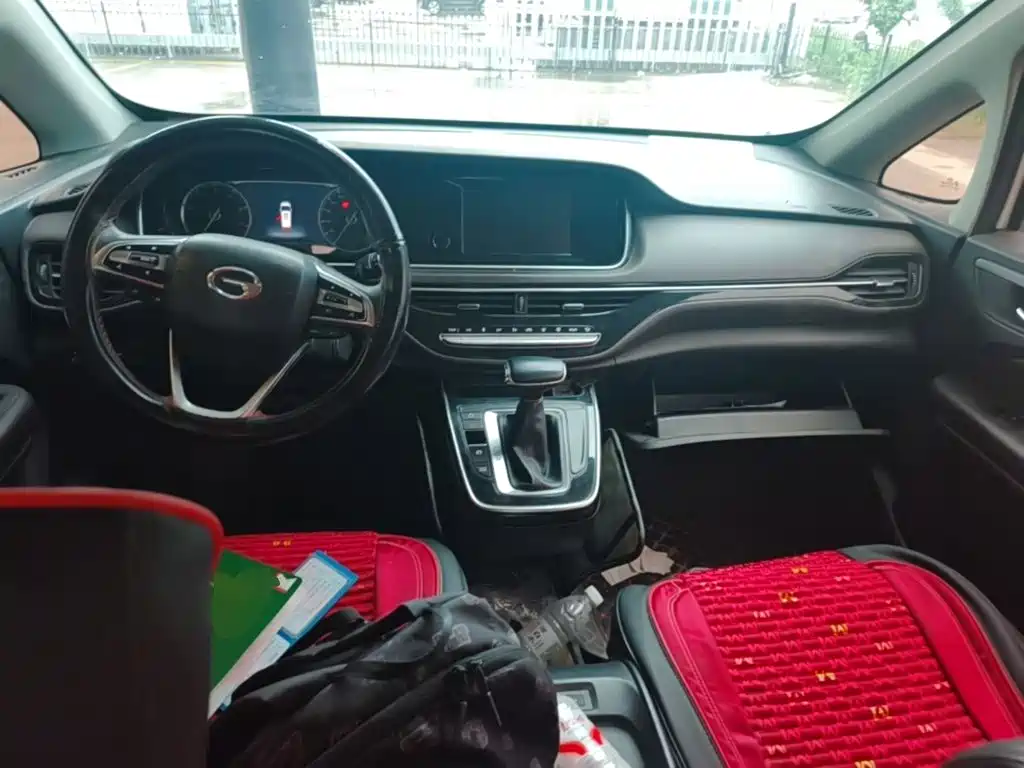 GAC Trumpchi M6 2020 — фото 10