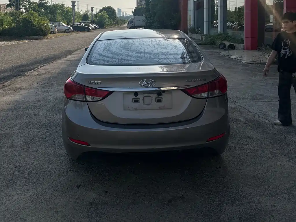 Hyundai Elantra Langdong 2014