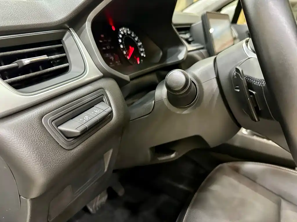 Renault Captur 2019 — фото 18