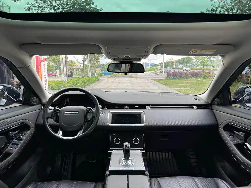 Land Rover Evoque 2020 — фото 6