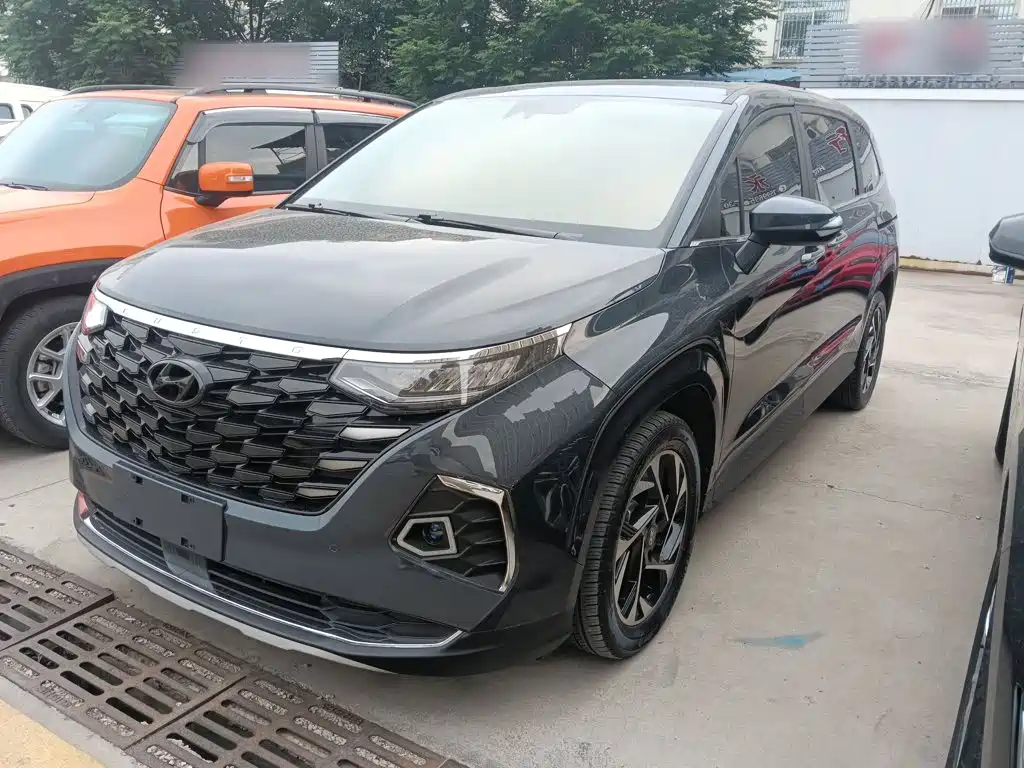 Hyundai Custo 2024