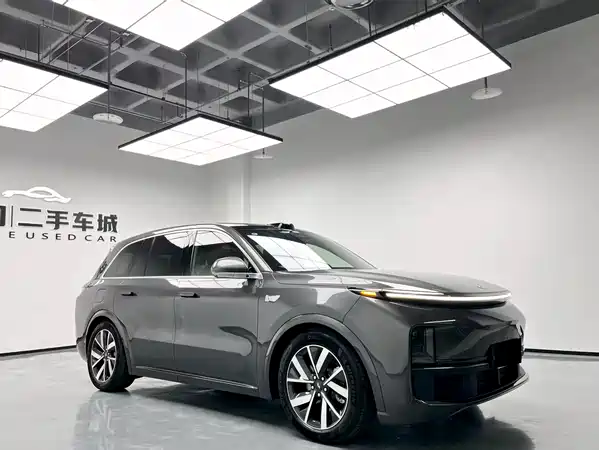 Li Auto L8 2023