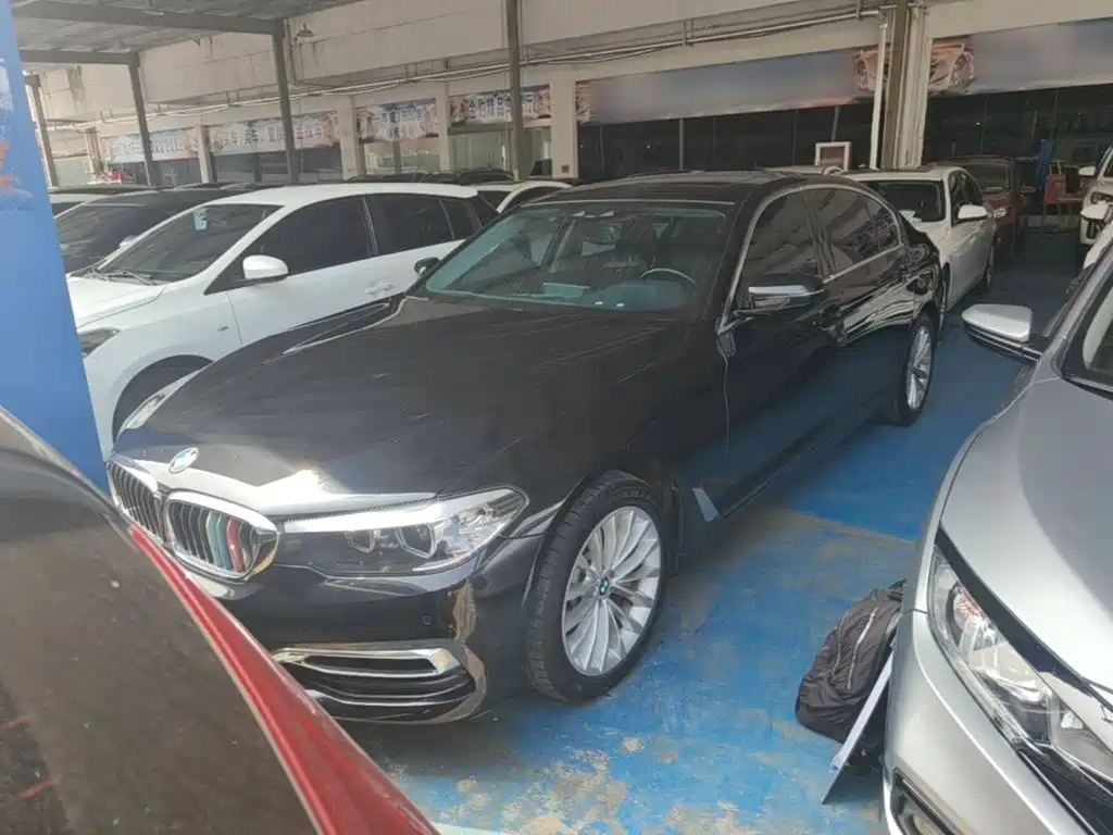 BMW 5 Series 2019
