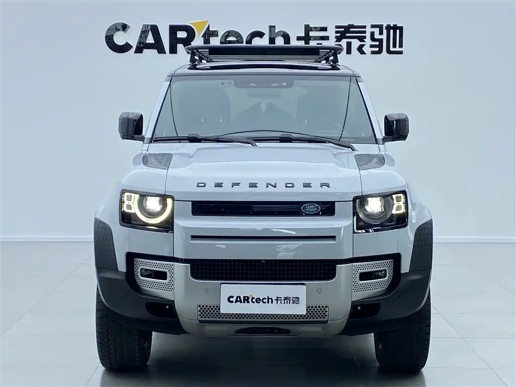 Land Rover Defender 2023 — фото 2