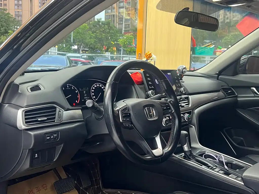 Honda Accord 2020 — фото 28