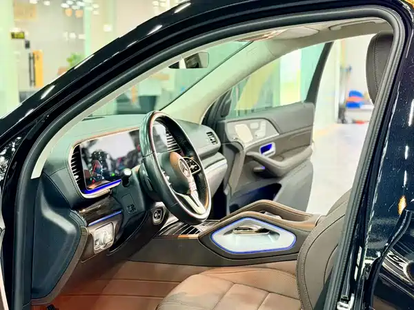 Mercedes-Benz GLS 2022