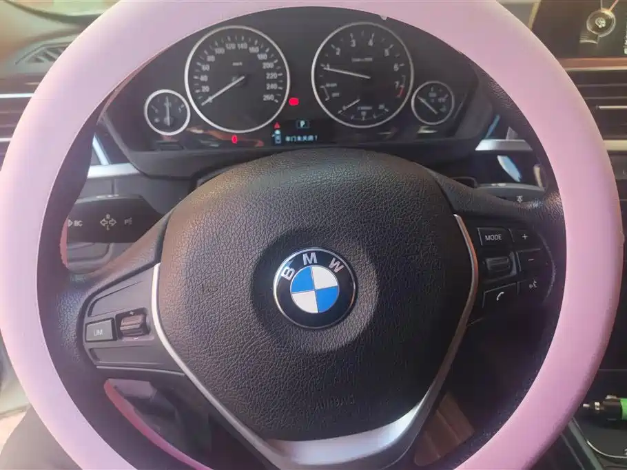 BMW 3 Series 2016 — фото 15