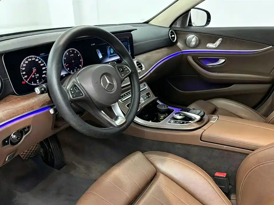Mercedes-Benz E-Class 2018 — фото 4