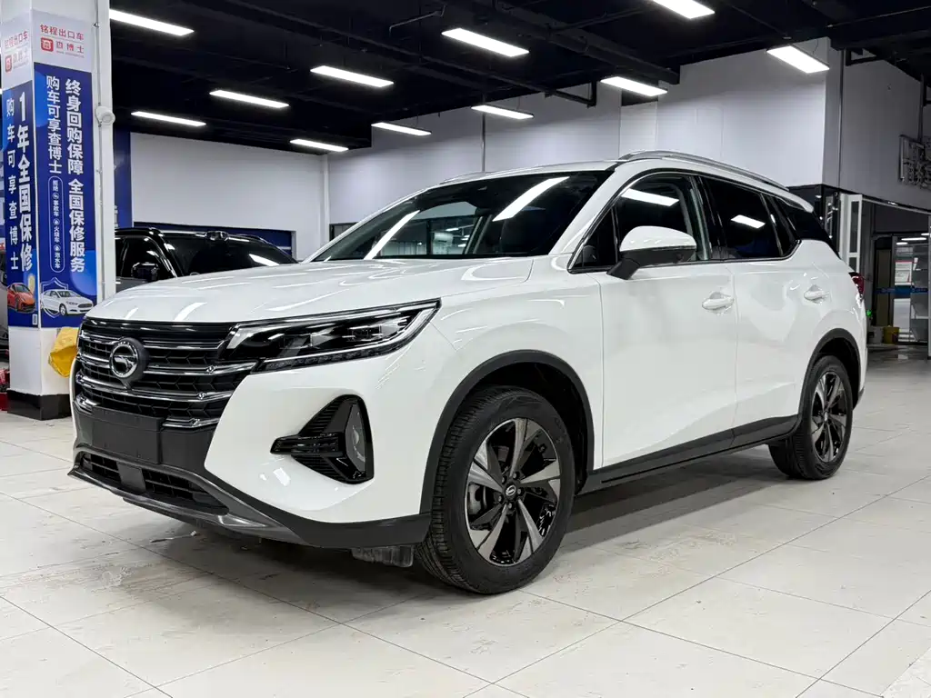 GAC Trumpchi GS4 2022 — фото 1