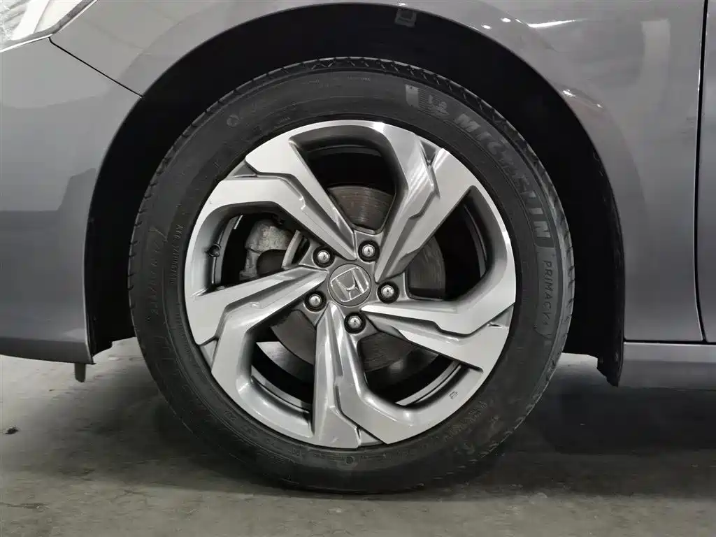 Honda Accord 2019 — фото 17