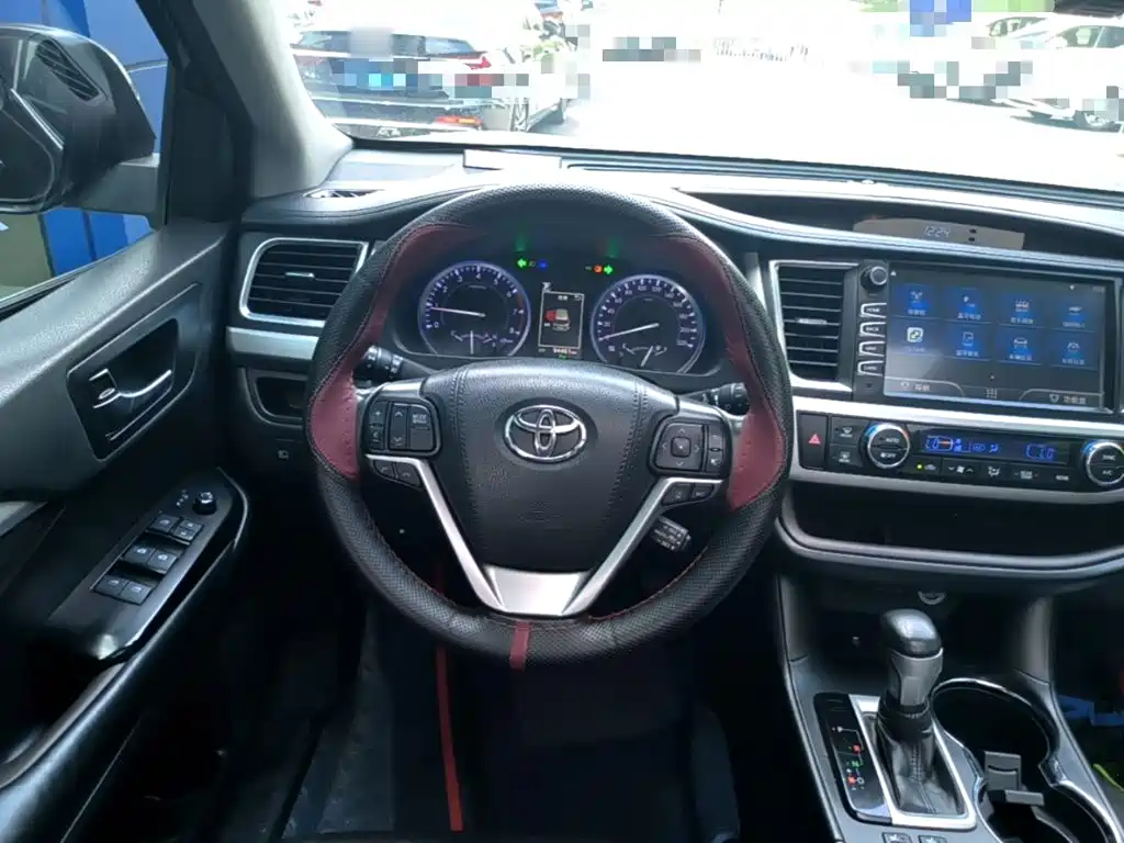 Toyota Highlander 2019