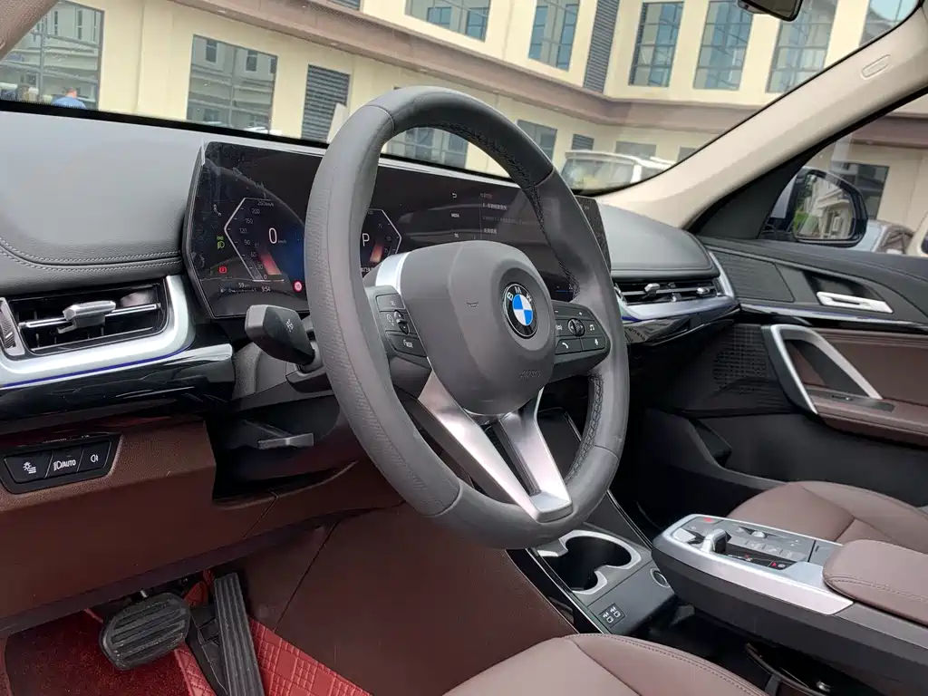 BMW X1 2025 — фото 18