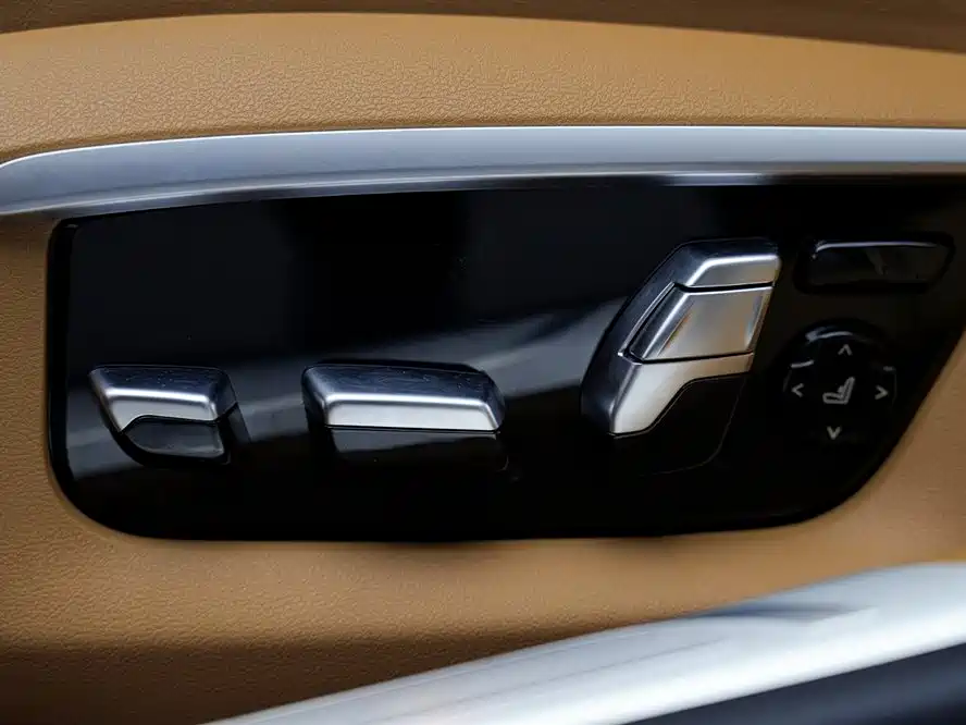BMW 7 Series 2018 — фото 22