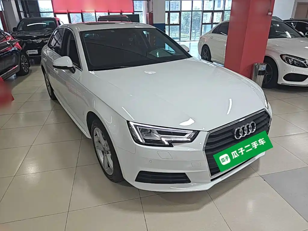 Audi A4L 2017