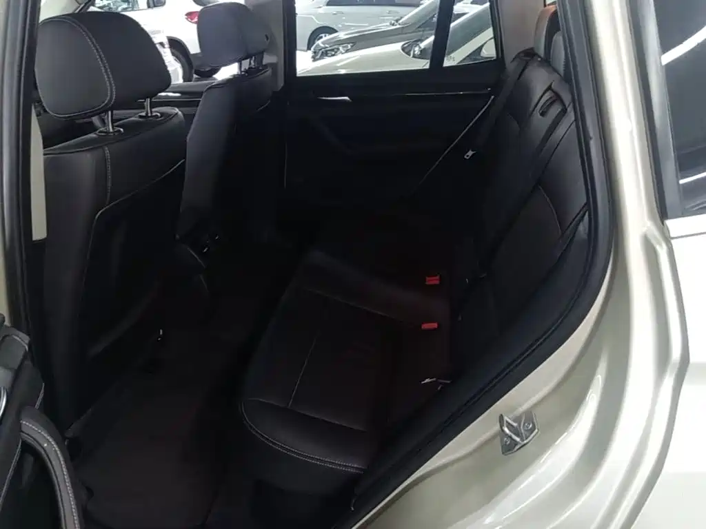 BMW X3 2014 — фото 17