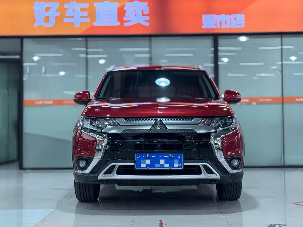Mitsubishi Outlander 2020