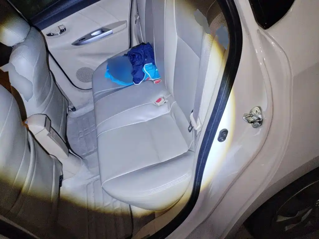 Toyota Yaris L 2016 — фото 15