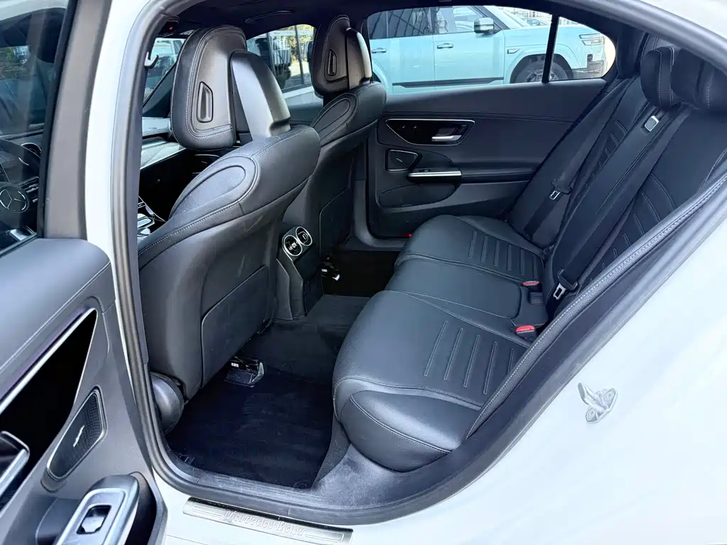 Mercedes-Benz C-Class 2021 — фото 15