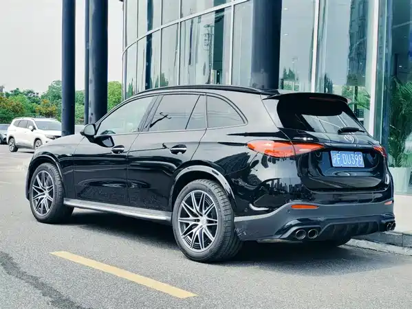 Mercedes-Benz GLC AMG 2025