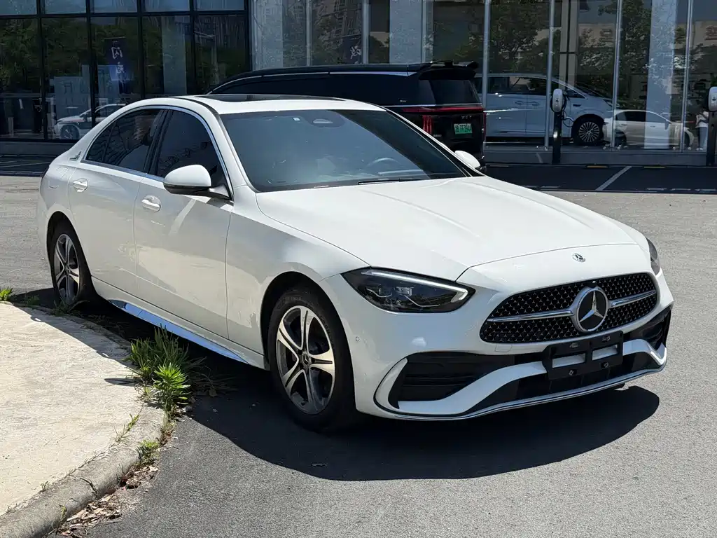 Mercedes-Benz C-Class 2021