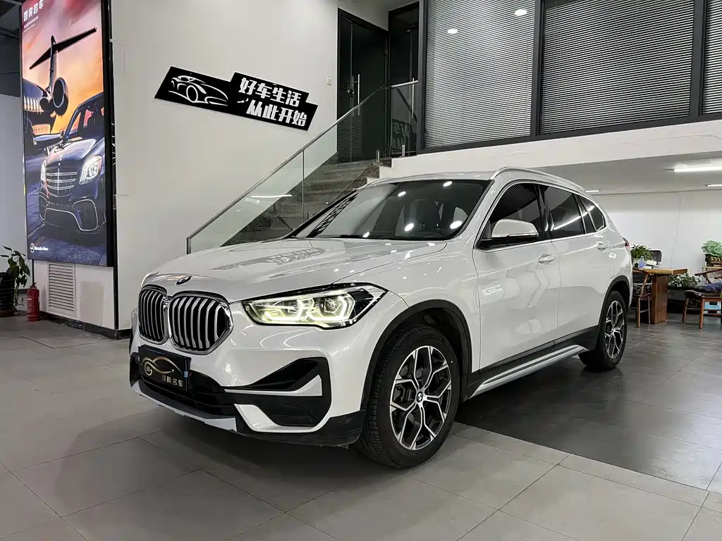 BMW X1 2020 — фото 3