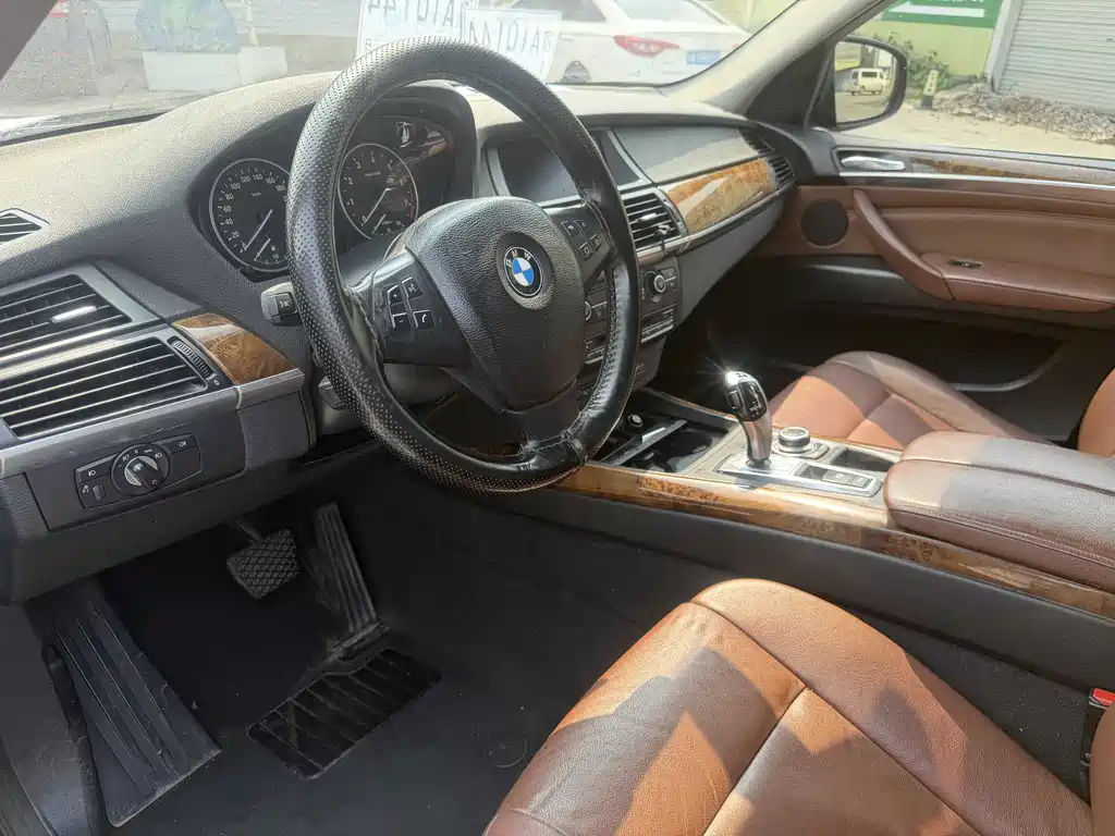 BMW X5 2011 — фото 10
