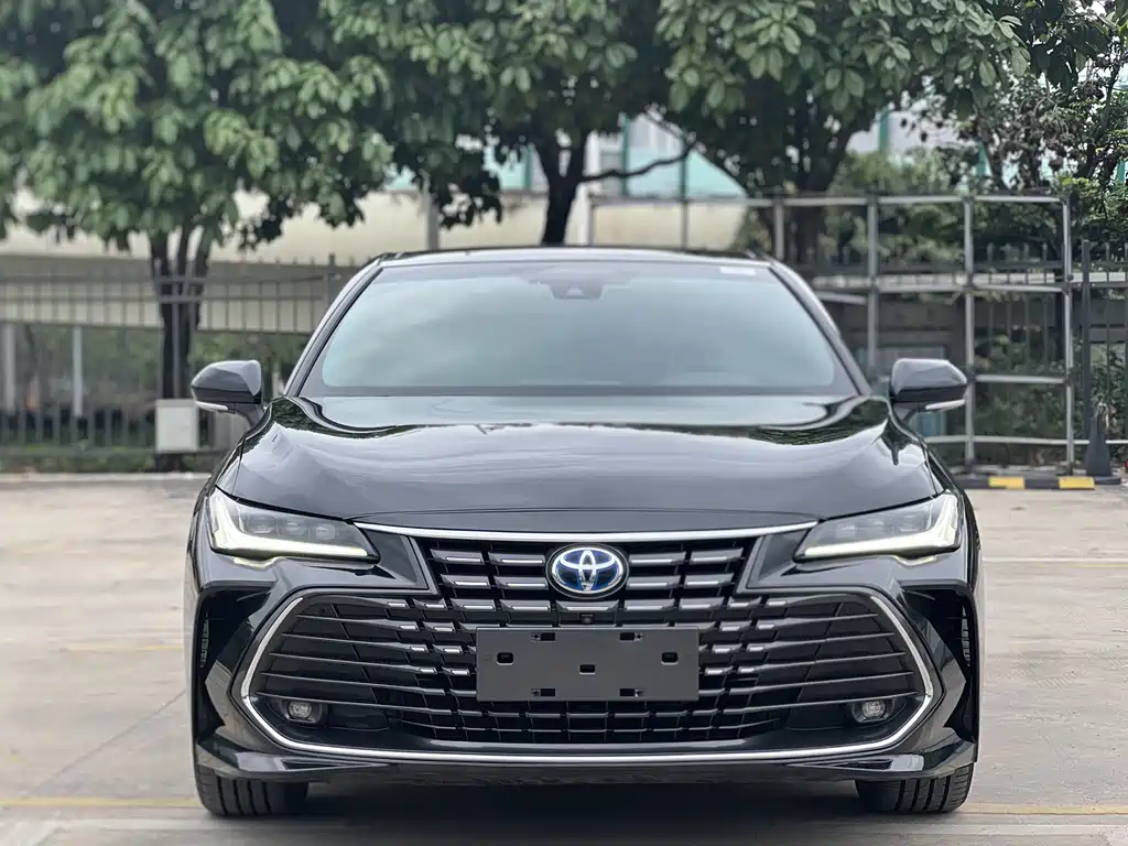Toyota Avalon 2023 — фото 3