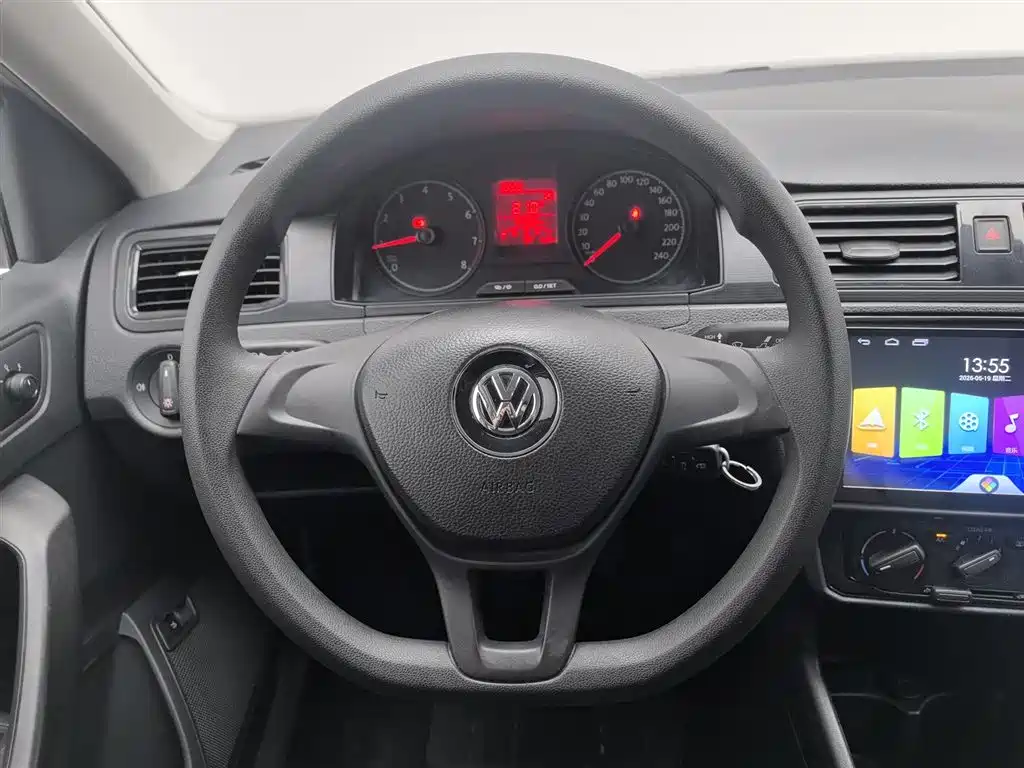 Volkswagen Santana 2019 — фото 11