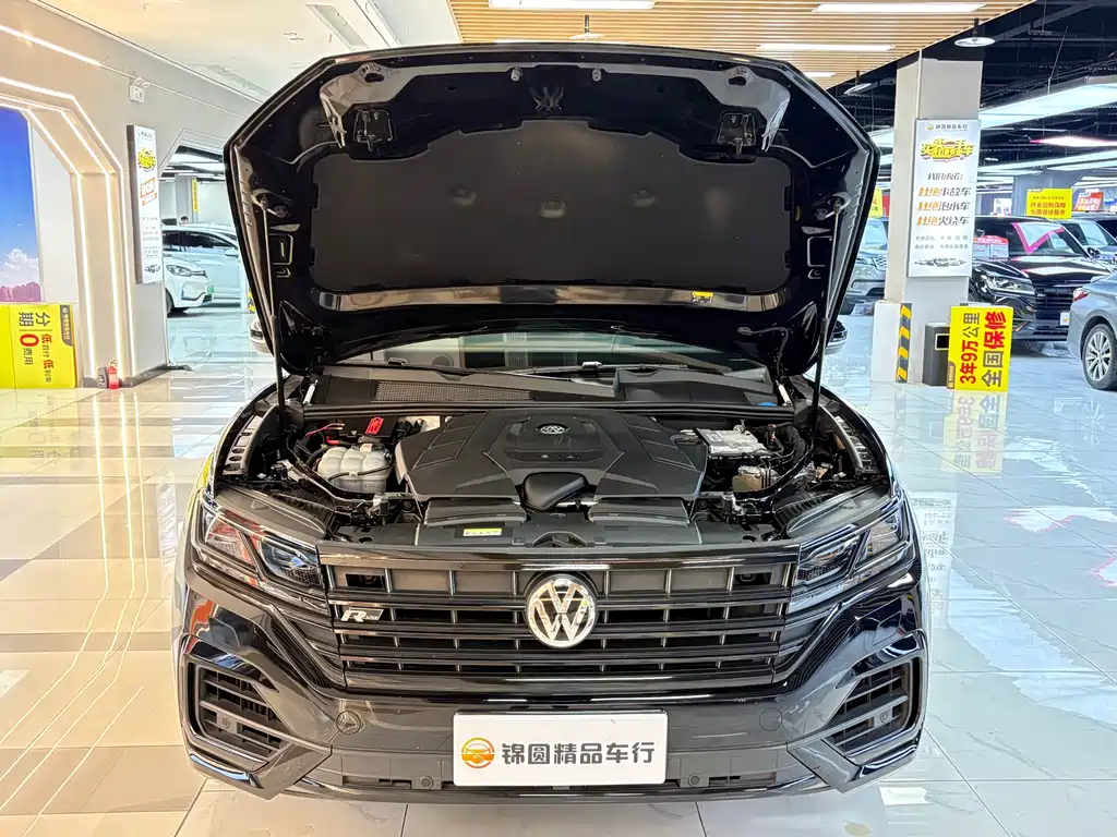 Volkswagen Touareg 2020 — фото 21