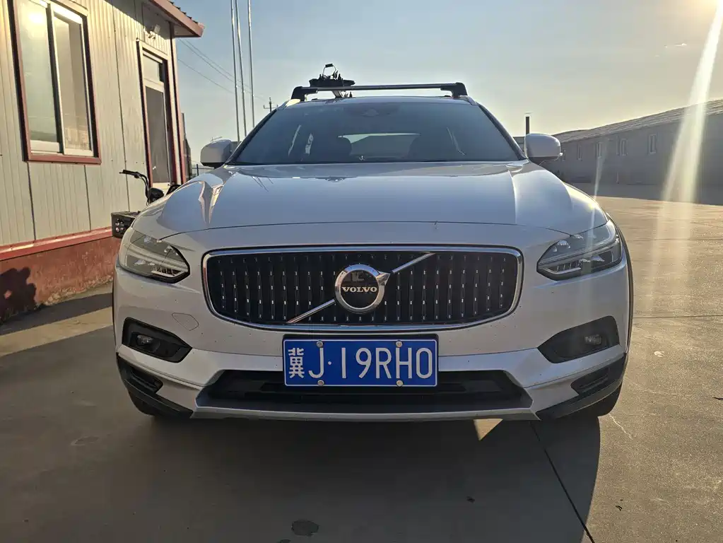 Volvo V90 2021 — фото 2