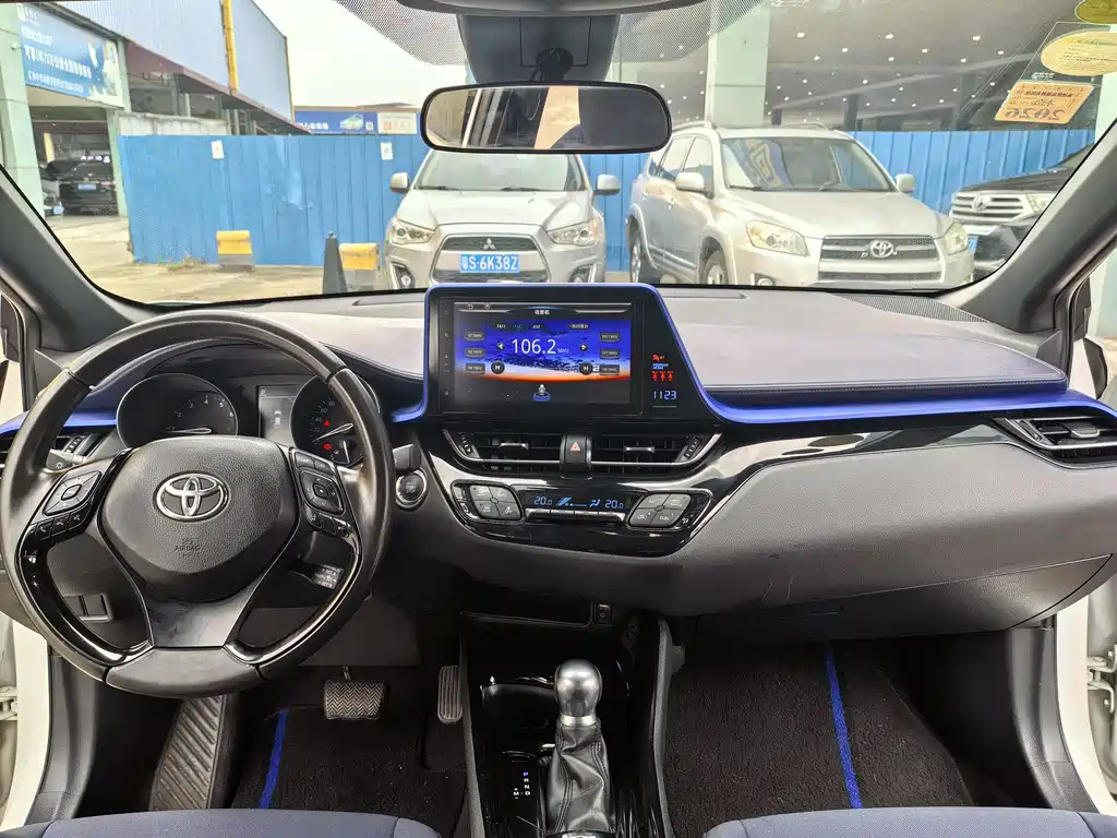 Toyota C-HR 2018
