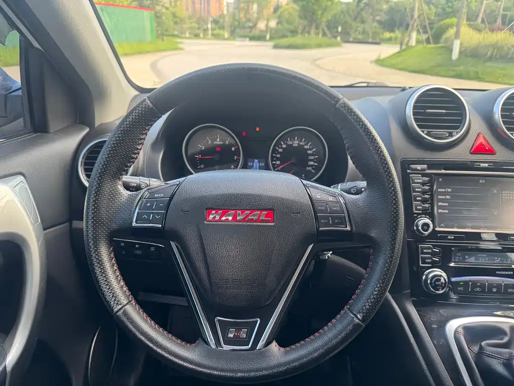 Haval H6 2015 — фото 16