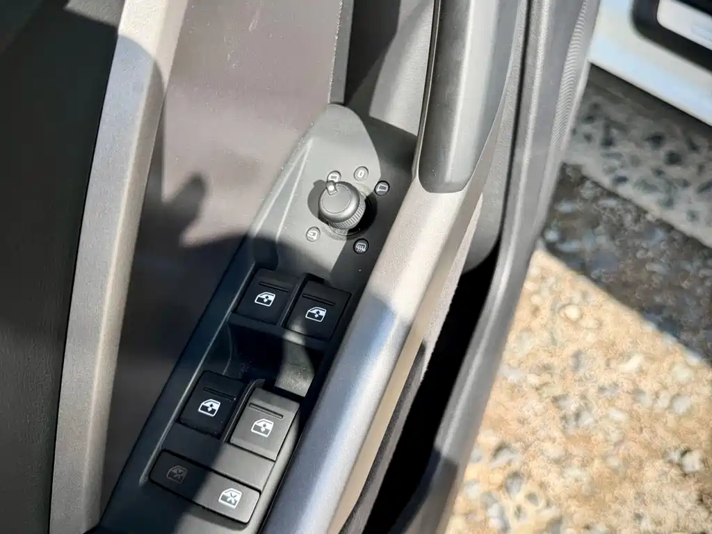 Audi Q3 2022 — фото 17